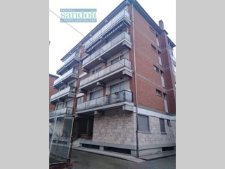Quadrilocale in Vendita a Vercelli, 130'000€, 100 m²