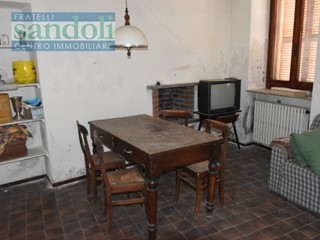 Casa Indipendente in Vendita a Candia Lomellina, 40'000€, 130 m²