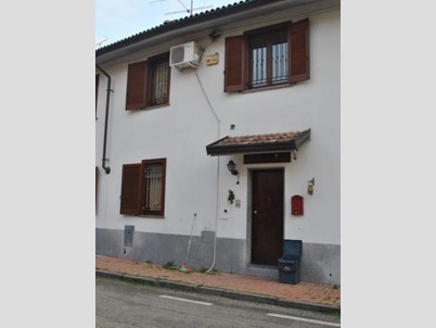 Casa Indipendente in Vendita a Lignana, 95'000€, 90 m²