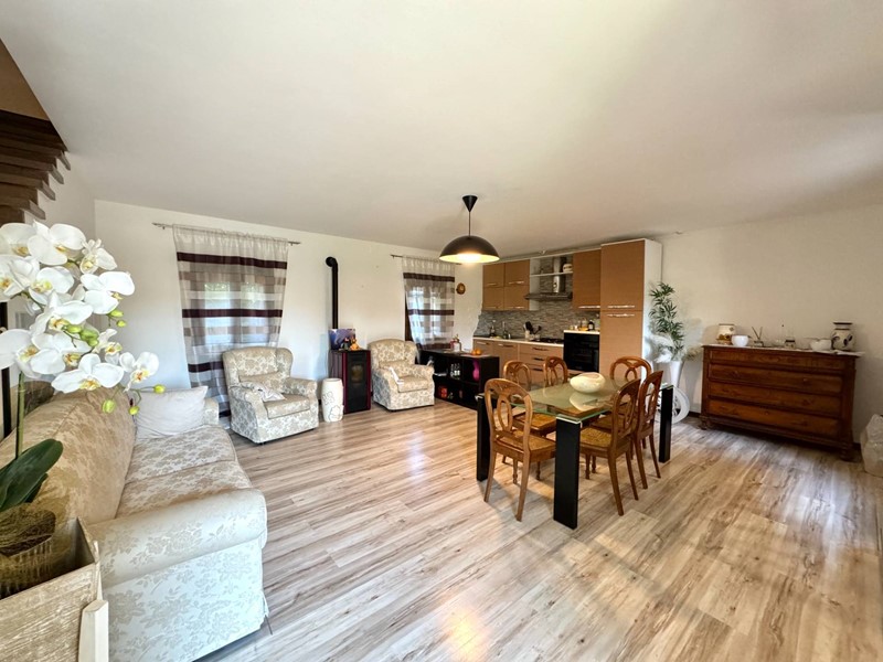 Casa Semi Indipendente in Vendita a Borgo Veneto, 70'000€, 90 m²