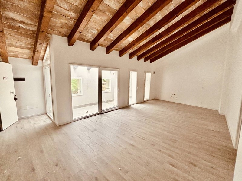 Quadrilocale in Vendita a Schio, 255'000€, 191 m²