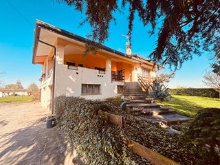Casa Indipendente in Vendita a Montagnana, 305'000€, 414 m²