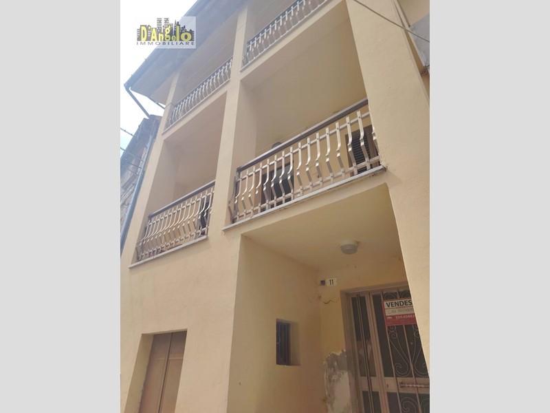 Villetta a schiera in Vendita a Palmiano, 80'000€, 108 m²