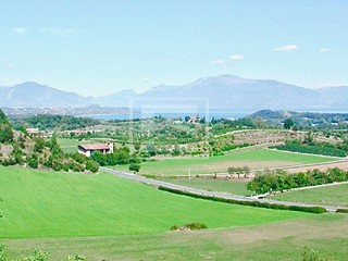 Terreno edificabile in Vendita a Lonato del Garda, 1'400'000€, 13000 m²
