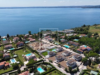 Villa in Vendita a Moniga del Garda, 1'515'000€, 292 m²