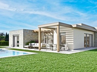 Villa in Vendita a Desenzano del Garda, 690'000€, 150 m², con Box