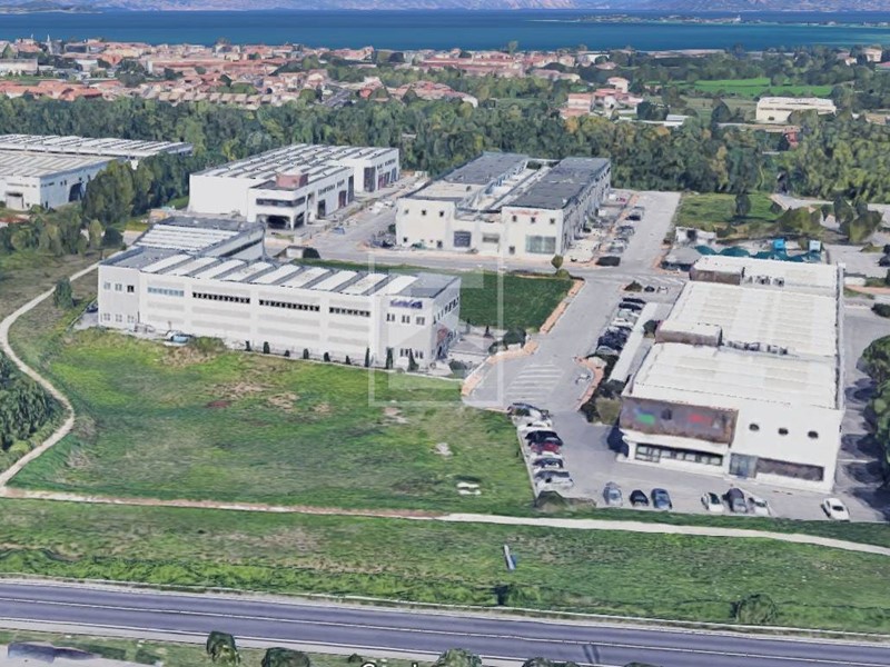 Terreno industriale in Vendita a Desenzano del Garda, 590'000€, 3921 m²