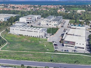 Terreno industriale in Vendita a Desenzano del Garda, 590'000€, 3921 m²