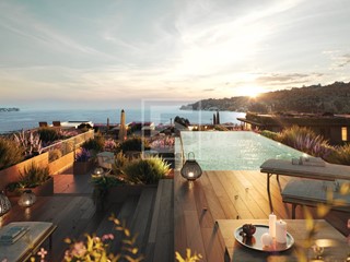 Attico in Vendita a Salò, 2'021'300€, 248 m²