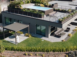 Villa in Vendita a Padenghe sul Garda, 300 m²