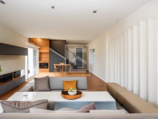 Villa in Vendita a Lonato del Garda, 999'000€, 280 m²