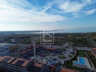Quadrilocale in Vendita a Castelnuovo del Garda, 630'000€, 141 m²