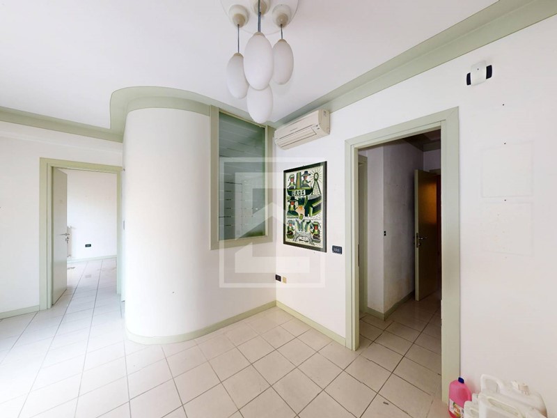 Immobile commerciale in Vendita a Gavardo, 95'000€, 70 m²