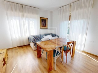 Trilocale in Vendita a Toscolano Maderno, 170'000€, 80 m²