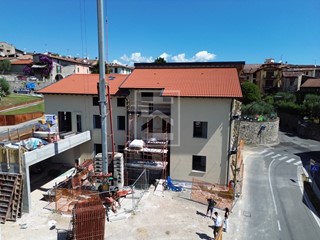 Trilocale in Vendita a Polpenazze del Garda, 300'000€, 90 m²