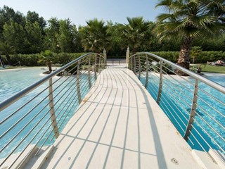 Trilocale in Vendita a Desenzano del Garda, 340'000€, 80 m², con Box