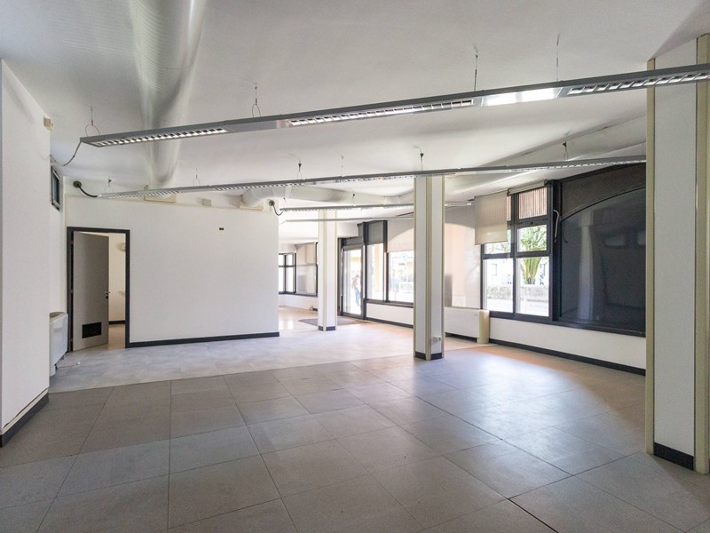 Ufficio in Vendita a Sacile, 230'000€, 178 m²