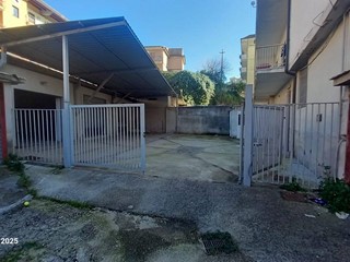 Box in Vendita a Eboli, 50'000€, 131 m²