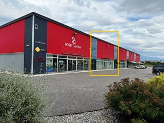 Attività commerciale in Vendita a Pordenone, 290'000€, 600 m²