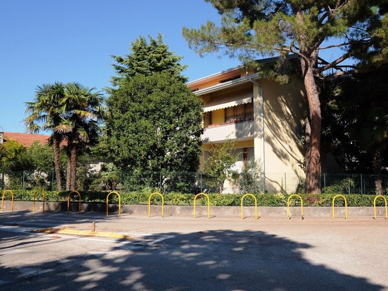 Casa Semi Indipendente in Vendita a Pordenone, 230'000€, 300 m²