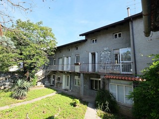 Casa Indipendente in Vendita a Montereale Valcellina, 139'000€, 291 m²
