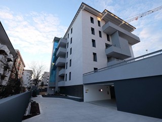 Quadrilocale in Vendita a Pordenone, 420'000€, 138 m²