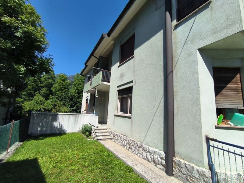 Appartamento in Vendita a Claut, 75'000€, 135 m²