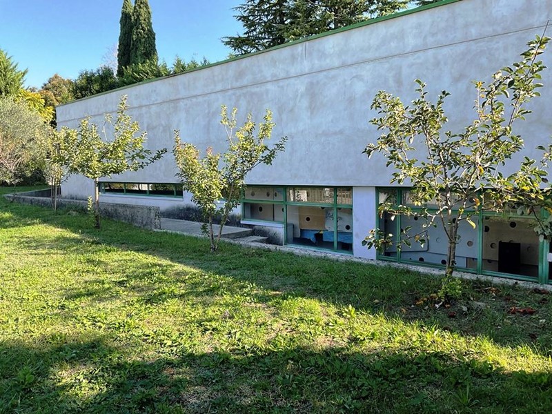 Capannone in Vendita a Pordenone, 330'000€, 1144 m²
