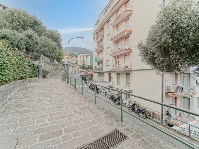 Bilocale in Affitto a Arenzano, 60 m²