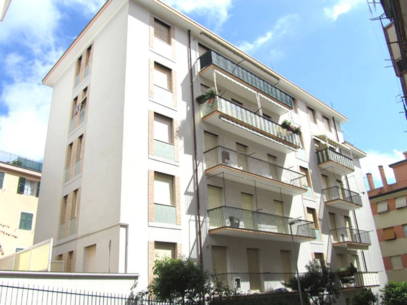 Bilocale in Affitto a Arenzano, 70 m²