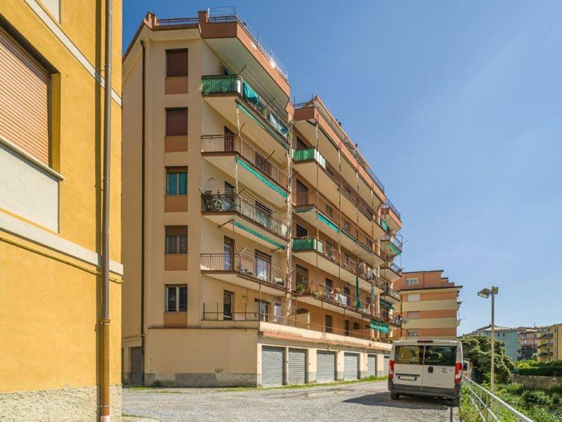 Bilocale in Affitto a Arenzano, 95 m²