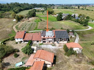Villa in Vendita a Chiusa di Pesio, 129'000€, 260 m²