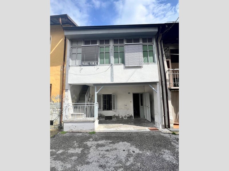 Casa Indipendente in Vendita a Chiusa di Pesio, 29'000€, 152 m²