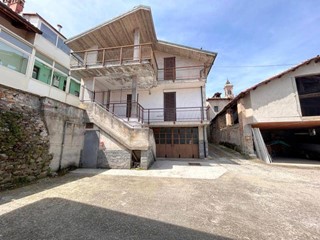 Appartamento in Vendita a Margarita, 70'000€, 98 m²