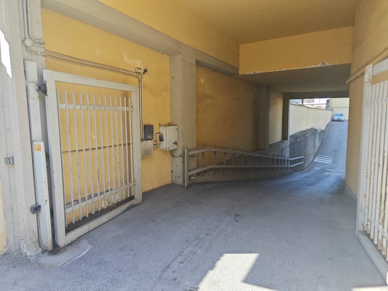 Box in Vendita a Firenze, 37'500€, 25 m²