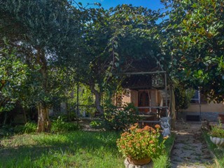 Rustico in Vendita a Pecetto Torinese, 250'000€, 180 m²