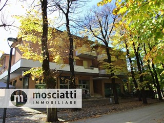Appartamento in Vendita a Matelica, 88'000&euro;, 100 m²