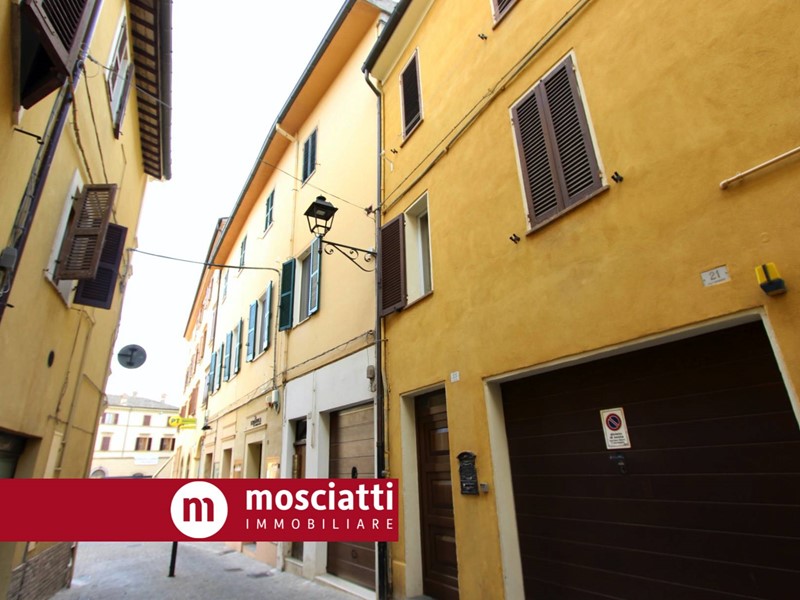 Appartamento in Vendita a Matelica, 59'000&euro;, 100 m²