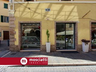 Immobile commerciale in Vendita a Matelica, 60'000&euro;, 41 m²