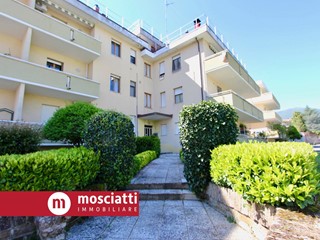 Appartamento in Vendita a Matelica, 120'000&euro;, 120 m²
