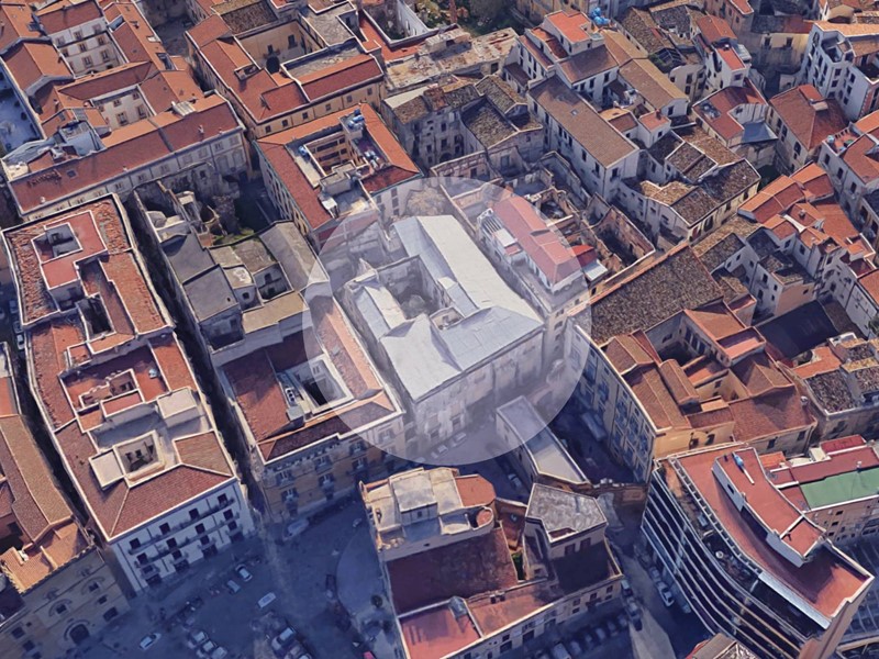 Trilocale in Vendita a Palermo, 75'000€, 88 m²