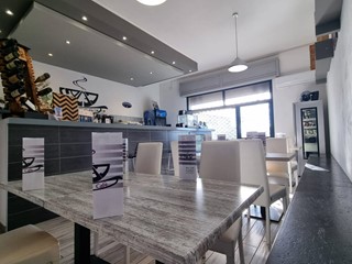 Attività commerciale in Vendita a Nuxis, 39'000€, 70 m²