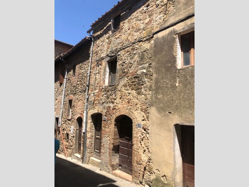 Villa in Vendita a Montalcino, 55'000€, 65 m²