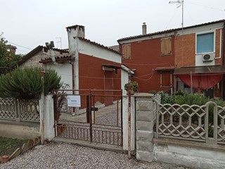 Villetta a schiera in Vendita a Voghiera, 45'000€, 100 m²