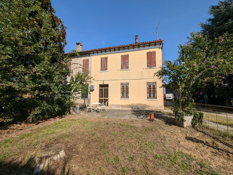 Casa Semi Indipendente in Vendita a Ferrara, 55'000&euro;, 100 m²