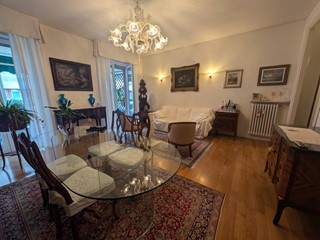 Appartamento in Vendita a Ferrara, 275'000&euro;, 150 m²