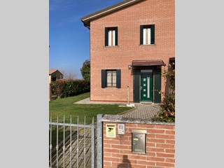 Villetta a schiera in Vendita a Ferrara, 260'000&euro;, 140 m²