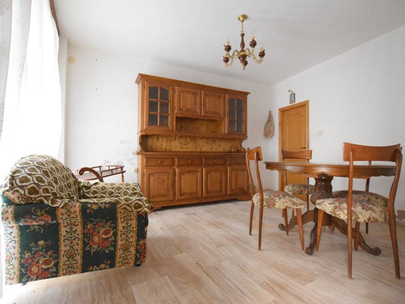 Casa Indipendente in Vendita a Chiaramonti, 65'000€, 108 m²