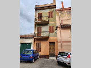 Casa Indipendente in Vendita a Bonorva, 19'000€, 148 m²