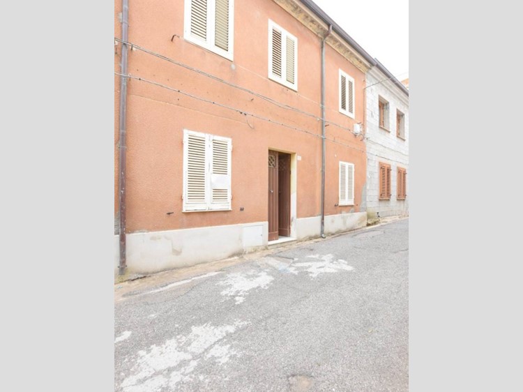 Casa Indipendente in Vendita a Bonorva, 34'000€, 113 m²